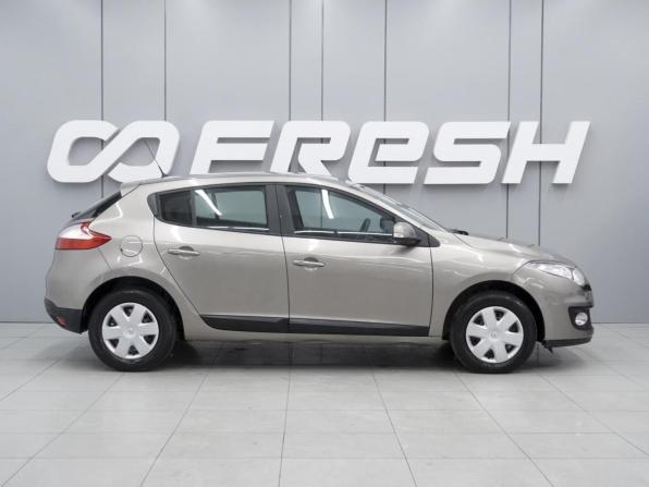 Renault Megane III Рестайлинг с пробегом 2013 года, цена 820 000 рублей, 31128 км, хэтчбек, Автокод Объявления