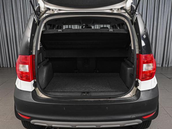 Skoda Yeti I Рестайлинг с пробегом 2013 года, цена 985 000 рублей, 134031 км, внедорожник, Автокод Объявления