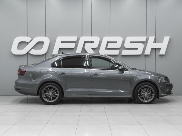 Volkswagen Jetta VI Рестайлинг с пробегом 2016 года, цена 1 899 000 рублей, 85226 км, седан, Автокод Объявления