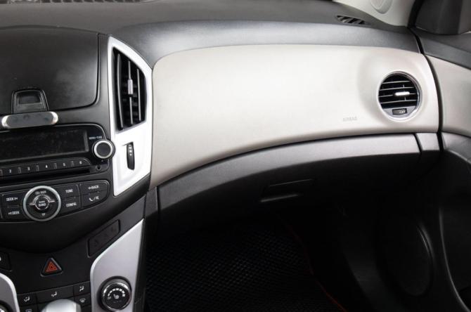 Chevrolet Cruze I Рестайлинг с пробегом 2013 года, цена 699 000 рублей, 268270 км, седан, Автокод Объявления