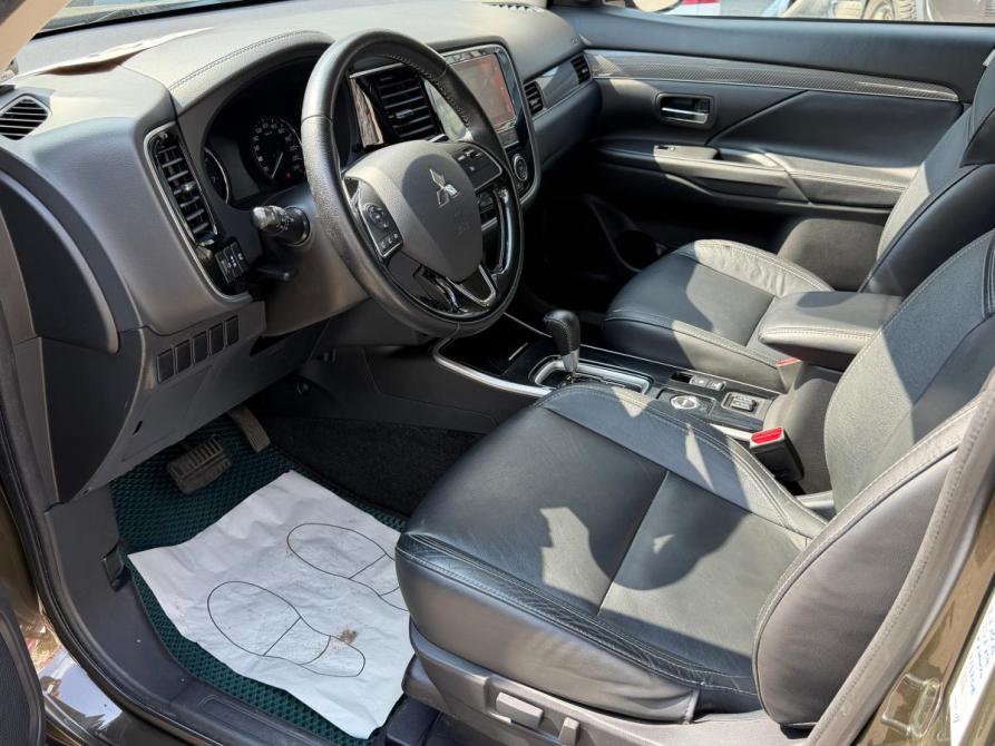 Mitsubishi Outlander III Рестайлинг 3 Санкт-Петербург  - изображение 7
