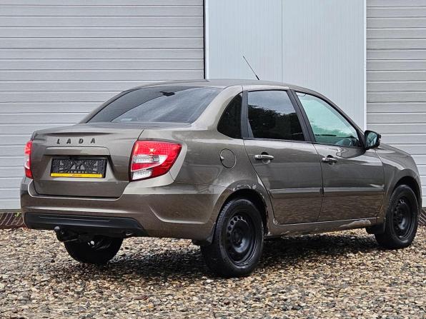 Lada (ВАЗ) Granta I Рестайлинг с пробегом 2020 года, цена 429 000 рублей, 182000 км, седан, Автокод Объявления
