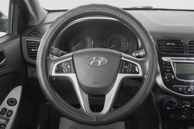 Hyundai Solaris I с пробегом 2013 года, цена 799 000 рублей, 217985 км, седан, Автокод Объявления