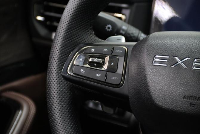 Exeed VX I с пробегом 2023 года, цена 2 895 950 рублей, 99885 км, внедорожник, Автокод Объявления