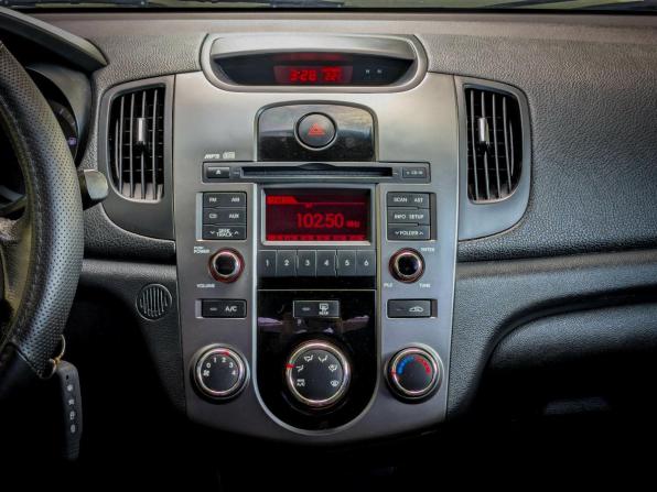 Kia Cerato II с пробегом 2010 года, цена 648 900 рублей, 251000 км, седан, Автокод Объявления