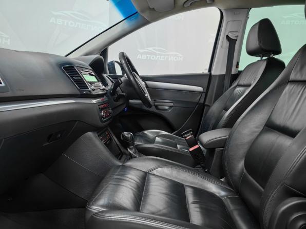 Volkswagen Sharan II с пробегом 2011 года, цена 999 000 рублей, 170000 км, минивэн, Автокод Объявления