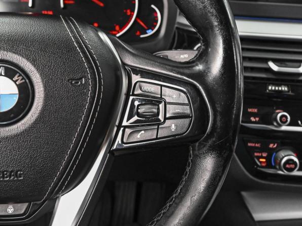 BMW 5 серии VII (G30/G31/G38) с пробегом 2019 года, цена 2 668 000 рублей, 240053 км, седан, Автокод Объявления