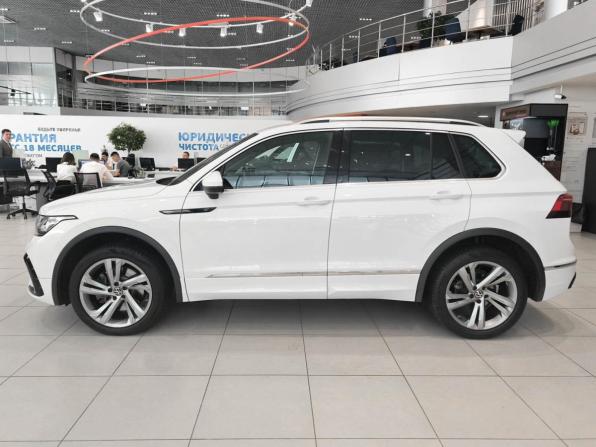 Volkswagen Tiguan II Рестайлинг с пробегом 2021 года, цена 3 720 000 рублей, 106360 км, внедорожник, Автокод Объявления