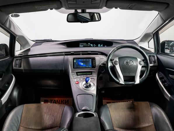 Toyota Prius III Рестайлинг (XW30) с пробегом 2012 года, цена 1 130 000 рублей, 258056 км, лифтбек, Автокод Объявления