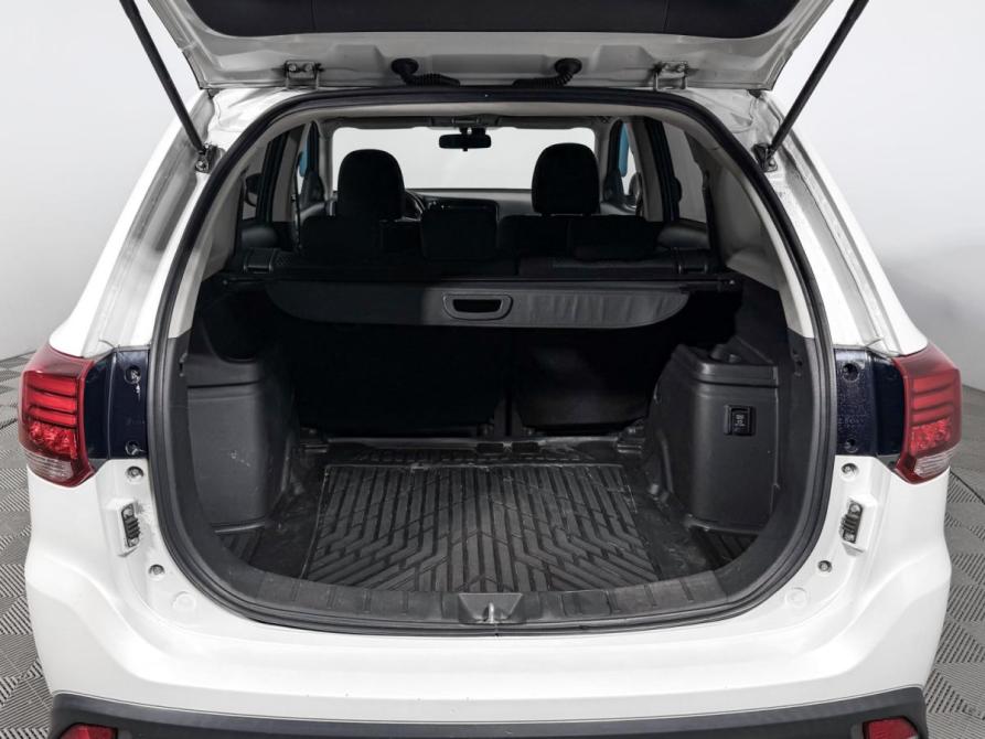 Mitsubishi Outlander III Рестайлинг 2 Санкт-Петербург  - изображение 18