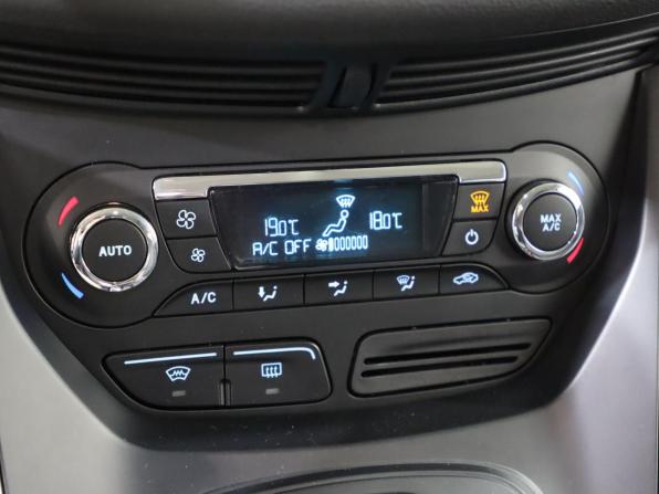 Ford Kuga II с пробегом 2016 года, цена 1 290 000 рублей, 117195 км, внедорожник, Автокод Объявления