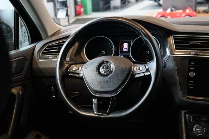 Volkswagen Tiguan II с пробегом 2020 года, цена 2 750 000 рублей, 62131 км, внедорожник, Автокод Объявления