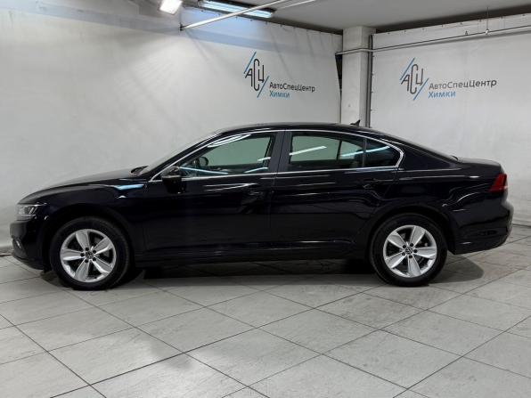 Volkswagen Passat B8 Рестайлинг с пробегом 2021 года, цена 2 889 800 рублей, 74000 км, седан, Автокод Объявления
