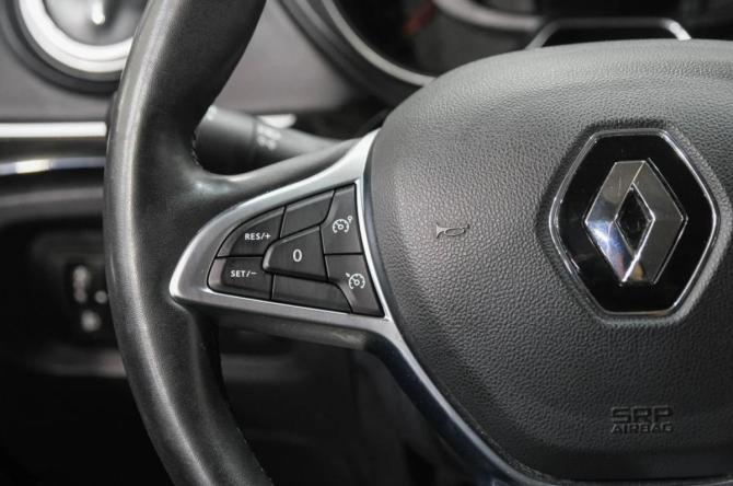 Renault Kaptur I Рестайлинг с пробегом 2021 года, цена 1 667 000 рублей, 63000 км, внедорожник, Автокод Объявления