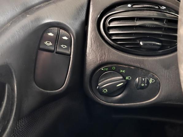 Ford Focus I Рестайлинг с пробегом 2004 года, цена 120 000 рублей, 192500 км, седан, Автокод Объявления