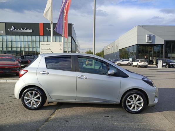 Toyota Yaris III Рестайлинг 2 с пробегом 2020 года, цена 1 476 000 рублей, 95927 км, хэтчбек, Автокод Объявления
