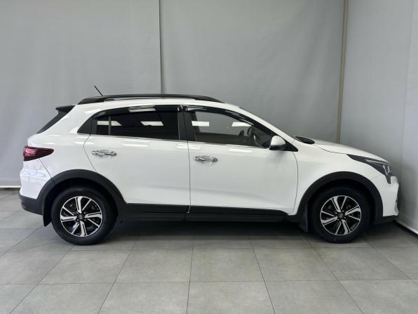 Kia Rio IV Рестайлинг с пробегом 2021 года, цена 1 387 000 рублей, 149053 км, хэтчбек, Автокод Объявления
