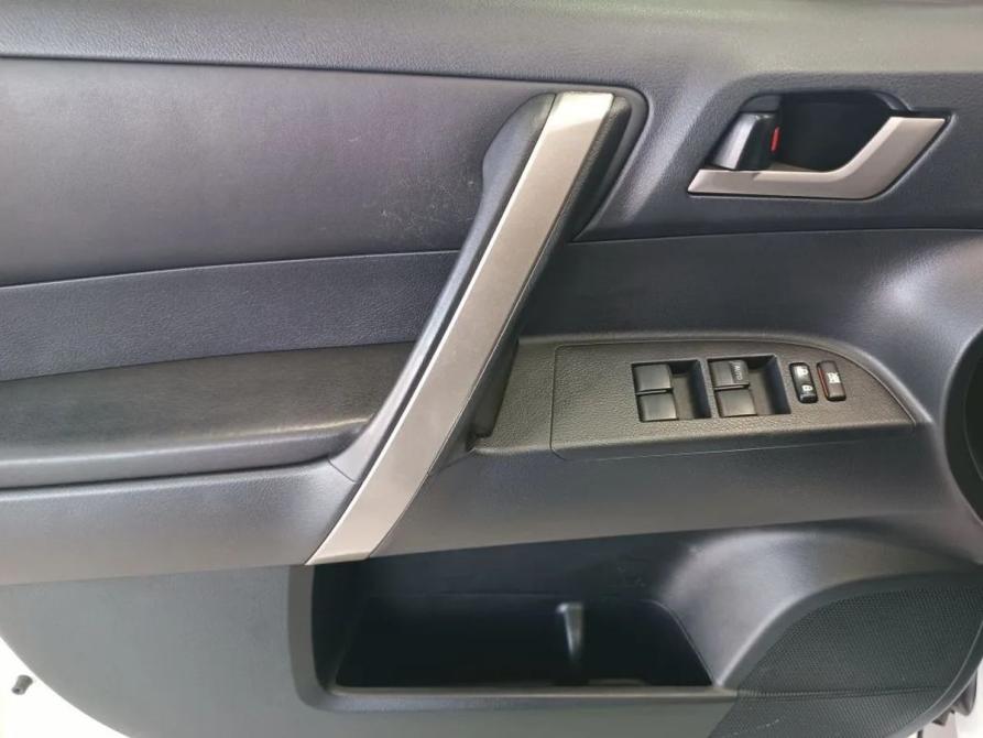 Toyota Highlander II (XU40) Рестайлинг Москва  - изображение 15
