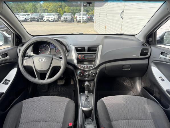 Hyundai Solaris I с пробегом 2013 года, цена 777 000 рублей, 181111 км, седан, Автокод Объявления