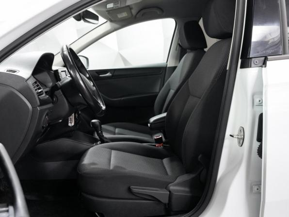 Volkswagen Polo VI с пробегом 2021 года, цена 1 650 000 рублей, 96257 км, лифтбек, Автокод Объявления