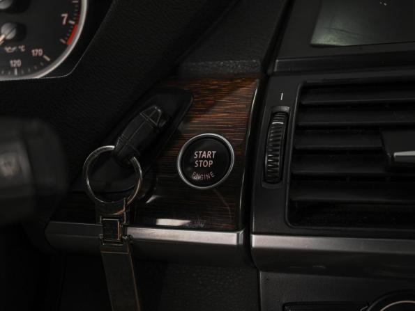 BMW X6 I (E71) с пробегом 2008 года, цена 1 730 000 рублей, 322846 км, внедорожник, Автокод Объявления