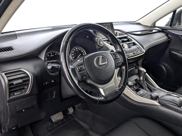 Lexus NX I с пробегом 2015 года, цена 2 395 000 рублей, 212618 км, внедорожник, Автокод Объявления