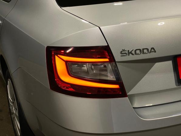 Skoda Octavia III (A7) Рестайлинг с пробегом 2017 года, цена 1 565 000 рублей, 158064 км, лифтбек, Автокод Объявления