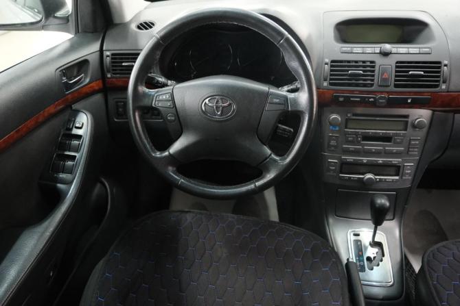 Toyota Avensis II с пробегом 2003 года, цена 699 000 рублей, 310000 км, седан, Автокод Объявления