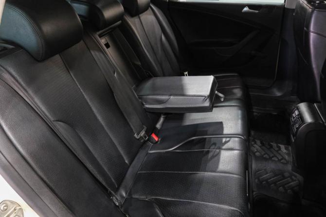 Volkswagen Passat B6 с пробегом 2009 года, цена 799 000 рублей, 218000 км, универсал, Автокод Объявления