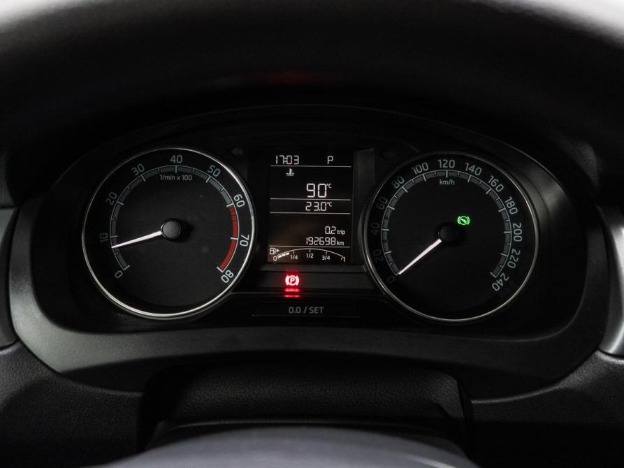 Skoda Rapid I Рестайлинг Тюмень  - изображение 22