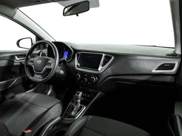 Hyundai Solaris II Рестайлинг с пробегом 2021 года, цена 1 529 777 рублей, 92949 км, седан, Автокод Объявления