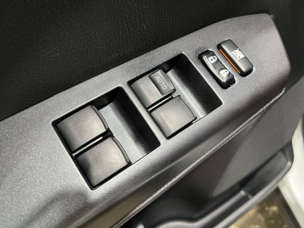 Toyota RAV4 IV (XA40) Рестайлинг с пробегом 2019 года, цена 2 850 000 рублей, 117000 км, внедорожник, Автокод Объявления