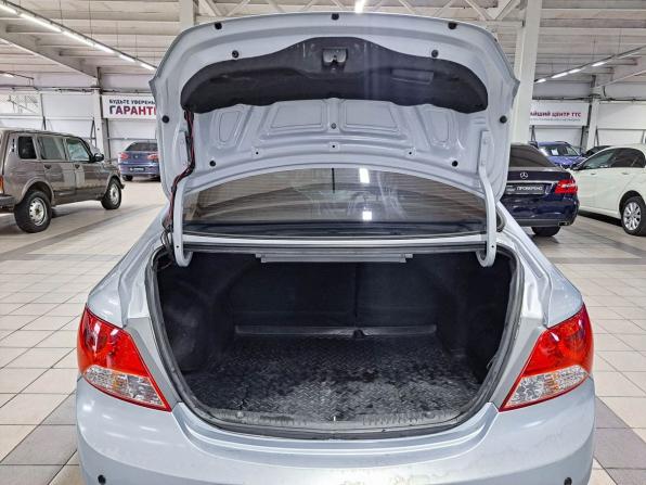 Hyundai Solaris I с пробегом 2013 года, цена 660 000 рублей, 155900 км, седан, Автокод Объявления
