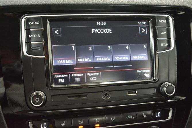 Volkswagen Jetta VI Рестайлинг с пробегом 2017 года, цена 1 299 000 рублей, 136000 км, седан, Автокод Объявления