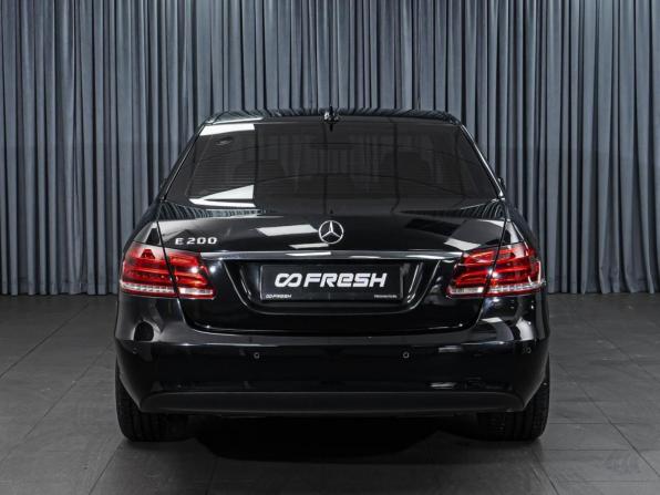 Mercedes-Benz E-Класс IV (W212 S212 C207) Рестайлинг с пробегом 2013 года, цена 1 980 000 рублей, 237250 км, седан, Автокод Объявления