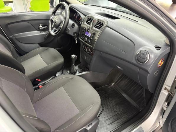 Renault Logan II Рестайлинг с пробегом 2019 года, цена 1 278 000 рублей, 41691 км, седан, Автокод Объявления