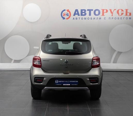 Renault Sandero II с пробегом 2018 года, цена 925 000 рублей, 109715 км, хэтчбек, Автокод Объявления
