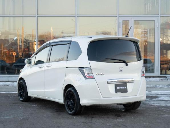 Honda Freed I Рестайлинг с пробегом 2012 года, цена 1 000 000 рублей, 99663 км, компактвэн, Автокод Объявления