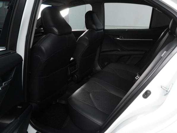 Toyota Camry VIII (XV70) Рестайлинг с пробегом 2021 года, цена 3 489 000 рублей, 65495 км, седан, Автокод Объявления