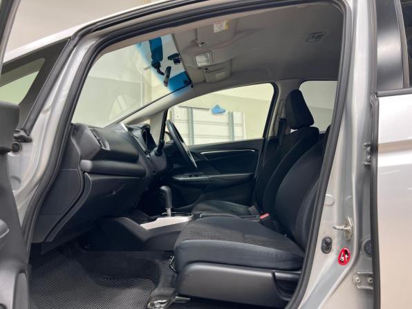 Honda Fit III с пробегом 2014 года, цена 935 000 рублей, 115475 км, хэтчбек, Автокод Объявления