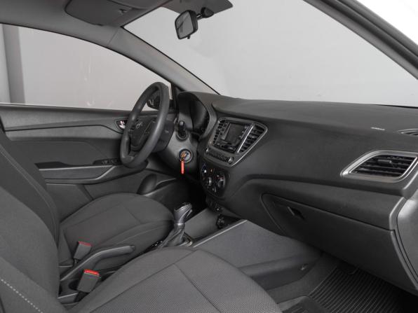 Hyundai Solaris II Рестайлинг с пробегом 2021 года, цена 1 625 300 рублей, 81009 км, седан, Автокод Объявления