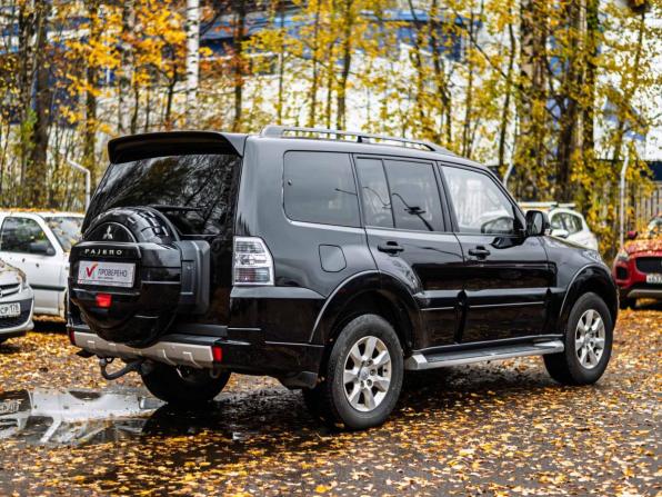 Mitsubishi Pajero IV Рестайлинг 1 с пробегом 2013 года, цена 1 750 000 рублей, 239561 км, внедорожник, Автокод Объявления