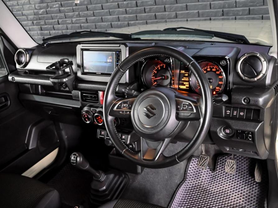 Suzuki Jimny IV Екатеринбург  - изображение 11