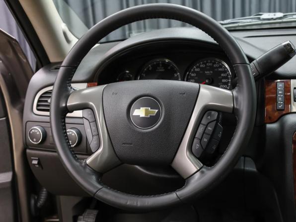 Chevrolet Tahoe III с пробегом 2013 года, цена 2 849 000 рублей, 128044 км, внедорожник, Автокод Объявления