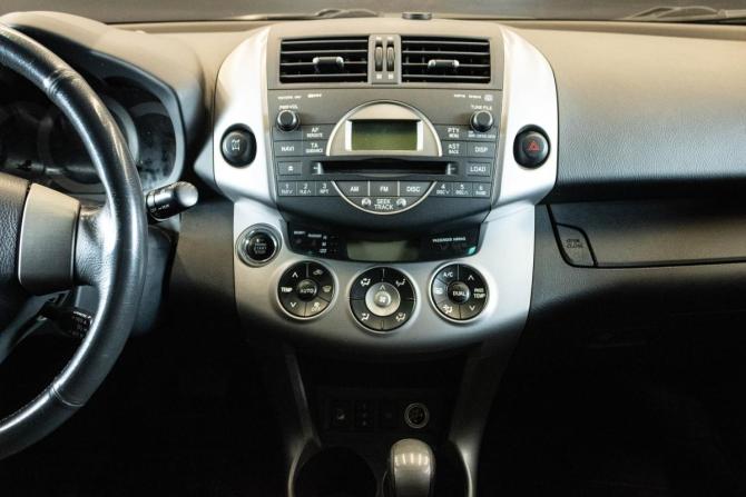 Toyota RAV4 III (XA30) с пробегом 2007 года, цена 1 399 000 рублей, 147116 км, внедорожник, Автокод Объявления