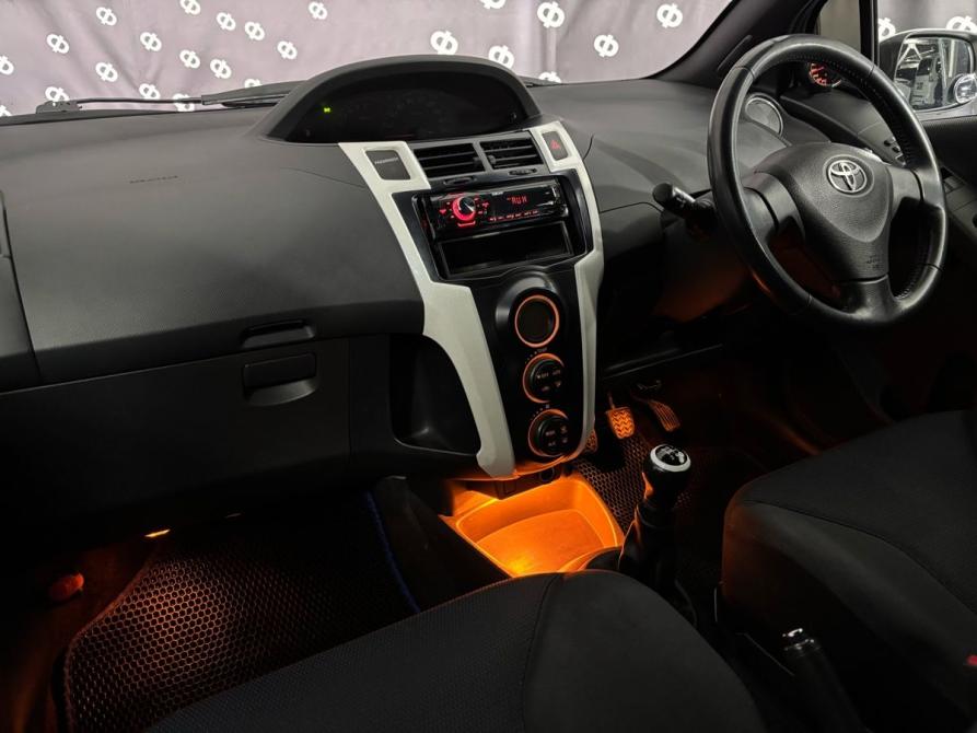 Toyota Vitz II (XP90) Новосибирск  - изображение 21