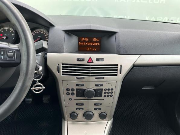 Opel Astra H Рестайлинг с пробегом 2008 года, цена 417 000 рублей, 246075 км, седан, Автокод Объявления