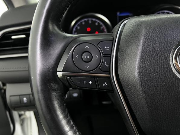 Toyota Camry VIII (XV70) Рестайлинг с пробегом 2021 года, цена 3 200 000 рублей, 62000 км, седан, Автокод Объявления