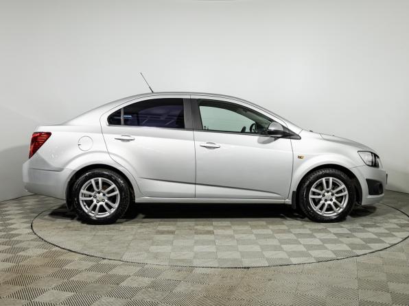 Chevrolet Aveo II с пробегом 2014 года, цена 689 989 рублей, 181543 км, седан, Автокод Объявления