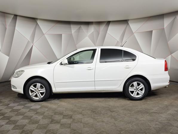Skoda Octavia II (A5) Рестайлинг с пробегом 2013 года, цена 697 000 рублей, 251929 км, лифтбек, Автокод Объявления